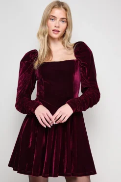 Robe Patineuse Mini à Manches Bouffantes