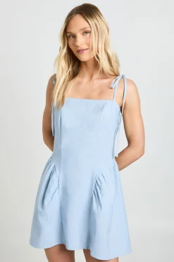Robe Patineuse Petite En Lin Avec Bretelles Nouées Aux Épaules