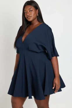 boohoo Robe Patineuse Plissée Grande Taille<Femme Robes Patineuses|Robes
