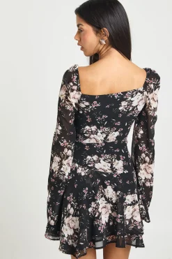 boohoo Robe Patineuse Plissée à Imprimé Floral et Décolleté Cœur Froncé<Femme Robes Patineuses|Robes À Manches Longues