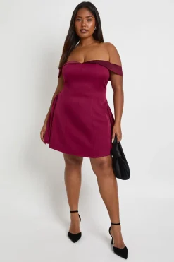boohoo Robe patineuse plus en satin contrasté<Femme Satin Et Dentelle|Robes Patineuses
