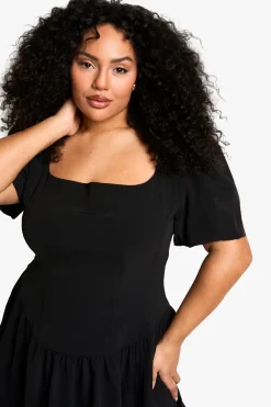 Robe Patineuse pour Grandes Tailles à Encolure Carrée et Ourlet Évasé