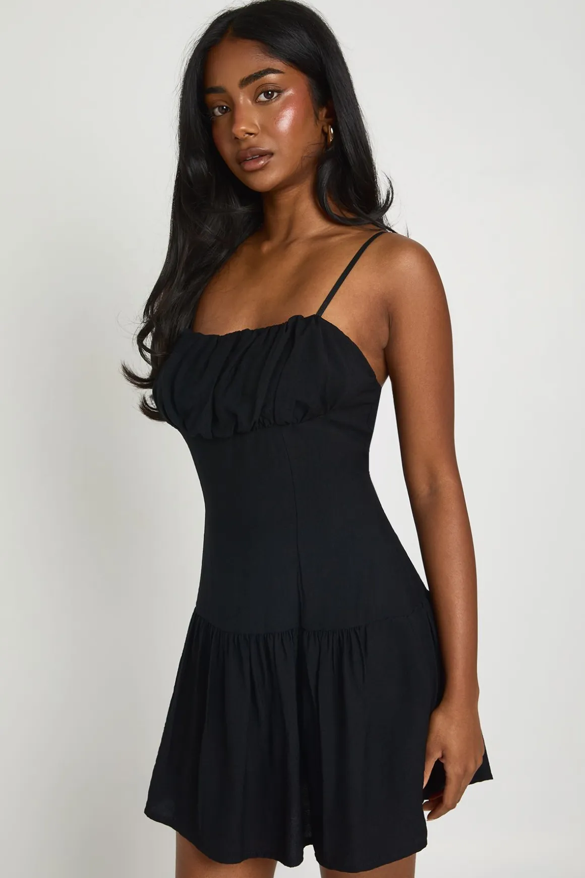 Robe Patineuse Texturée Tissée À Buste Froncé Et Panneau Taille
