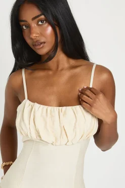 Robe Patineuse Texturée Tissée À Buste Froncé Et Panneau Taille