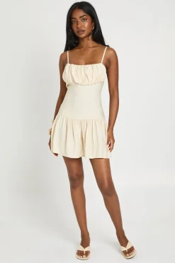Robe Patineuse Texturée Tissée À Buste Froncé Et Panneau Taille