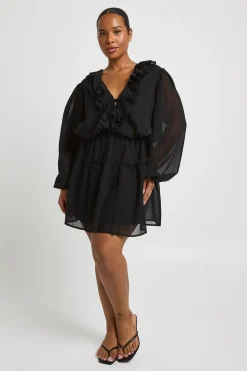 boohoo Robe Patineuse À Volants En Mousseline Grande Taille<Femme Robes Patineuses|Robes À Manches Longues