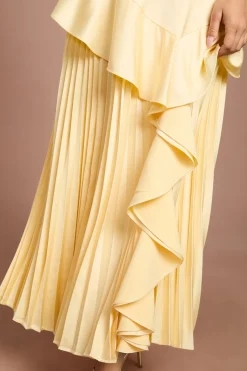 Coast Robe Petite En Crêpe Satiné Dos Sans Manches À Volants Plissés<Femme Satin Et Dentelle|Robes