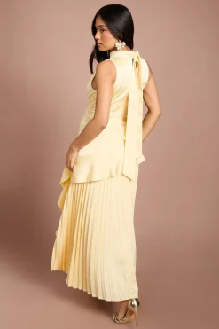 Coast Robe Petite En Crêpe Satiné Dos Sans Manches À Volants Plissés<Femme Satin Et Dentelle|Robes