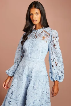 Coast Robe Petite À Manches Longues Avec Empiècements En Dentelle<Femme Robes Mi-Longues|Satin Et Dentelle
