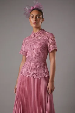 Robe Plissée à Haut en Dentelle