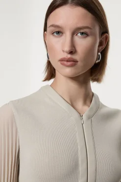 Robe plissée à manches tissées avec synthétique