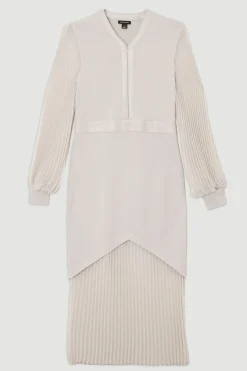Robe plissée à manches tissées avec synthétique