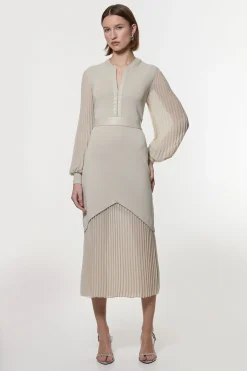 Robe plissée à manches tissées avec synthétique