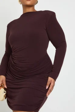 Robe Plus moulante à épaulettes, drapée et froncée