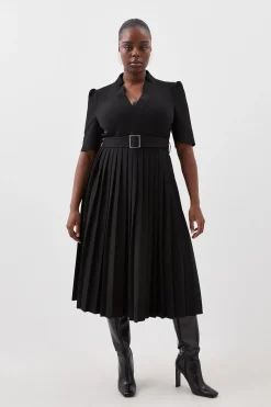 Robe Plus Size Forever en Crêpe Structurée et Plissée