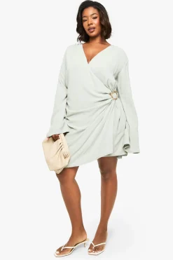 boohoo Robe portefeuille look lin avec détails raffinés<Femme Robes De Soirée|Toutes Les Robes