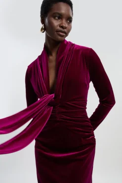 Robe portefeuille maxi en velours à manches longues avec décolleté en V
