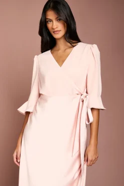 Robe Portefeuille Petite Taille En Crêpe Dos Satiné Avec Manches À Volants