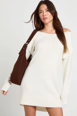 boohoo Robe pull en tricot doux, col oversize, décolleté épaules dénudées<Femme Robes À Manches Longues|Robes