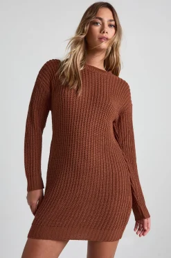 Robe pull mini à col rond