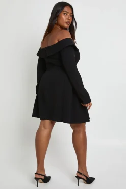 Robe skater Bardot structurée à manches longues Plus