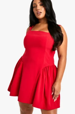 boohoo Robe Skater à encolure carrée Plus<Femme Robes Patineuses|Robes