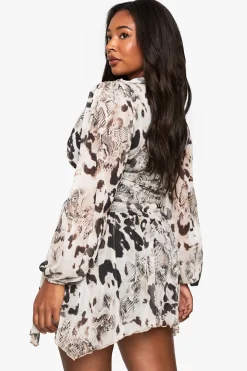 robe skater grande taille en résille à imprimé animalier et volants