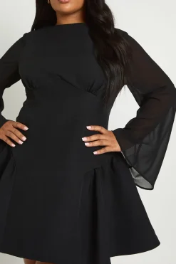 Robe skater grande taille à manches en chiffon