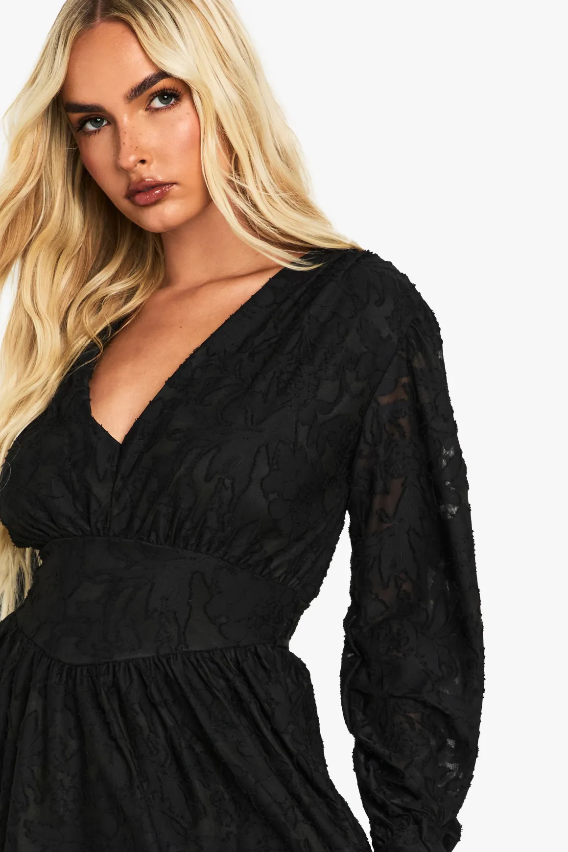 Robe skater à manches longues en burnout floral
