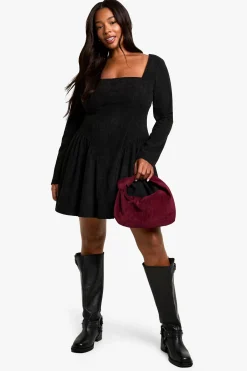 boohoo Robe skater milkmaid en velours côtelé grande taille<Femme Robes Patineuses|Robes À Manches Longues