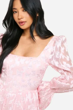 Robe skater petite à manches volumineuses effet burnout