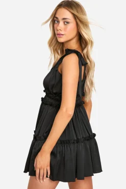 boohoo Robe skater à volants superposés<Femme Robes Patineuses|Robes