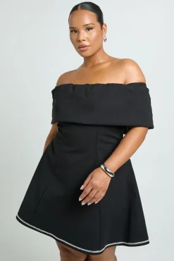 boohoo Robe skateur Bardot Diamante structurée Plus<Femme Robes Patineuses|Robes