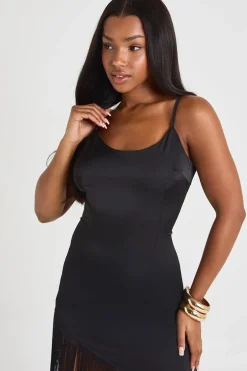 ROBE SLIP MIDAXI EN SATIN À FRANGES