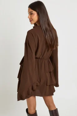 boohoo Robe Smock à Détail de Volants Martelés<Femme Looks Chocolat|Robes Babydoll