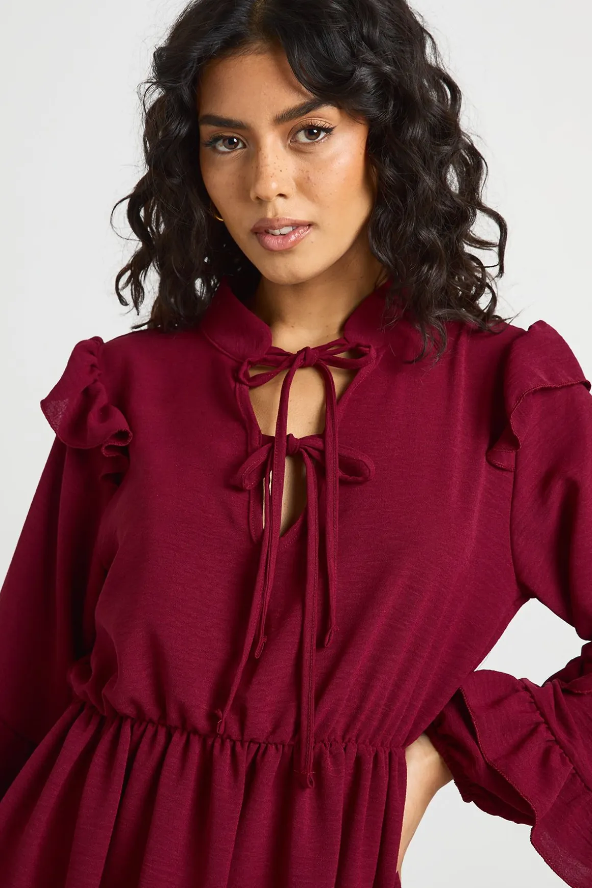 Robe Smock à Détails Volantés et Nœud Devant Effet Martelé
