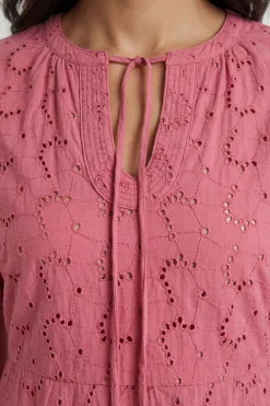 Robe Smockée Broderie D'été