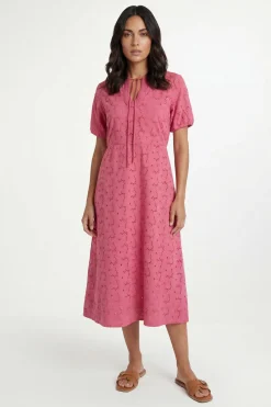 Robe Smockée Broderie D'été