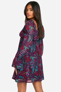 Robe smockée à manches longues en chiffon froissé floral