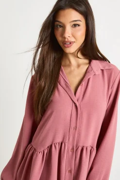 Robe smockée à manches volumineuses martelées