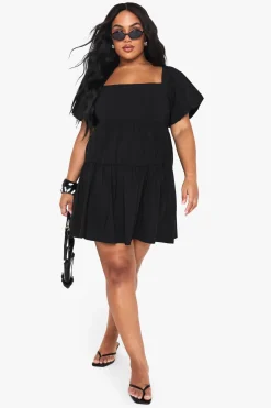 boohoo Robe Smockée Étagée À Manches Bouffantes Extrêmes Plus<Femme Robes Courtes|Robes