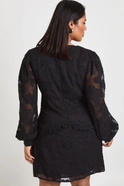 Robe Smockée À Volants En Mousseline Dévorée Grande Taille