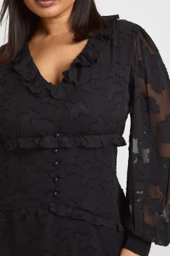 Robe Smockée À Volants En Mousseline Dévorée Grande Taille
