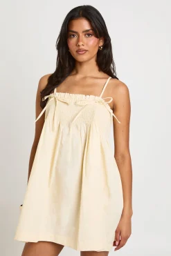 boohoo Robe Smock Mini À Détail Froncé<Femme Robes Courtes|Robes