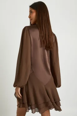 boohoo Robe Smock À Panneaux En Mousseline Mélangée<Femme Looks Chocolat|Robes Babydoll