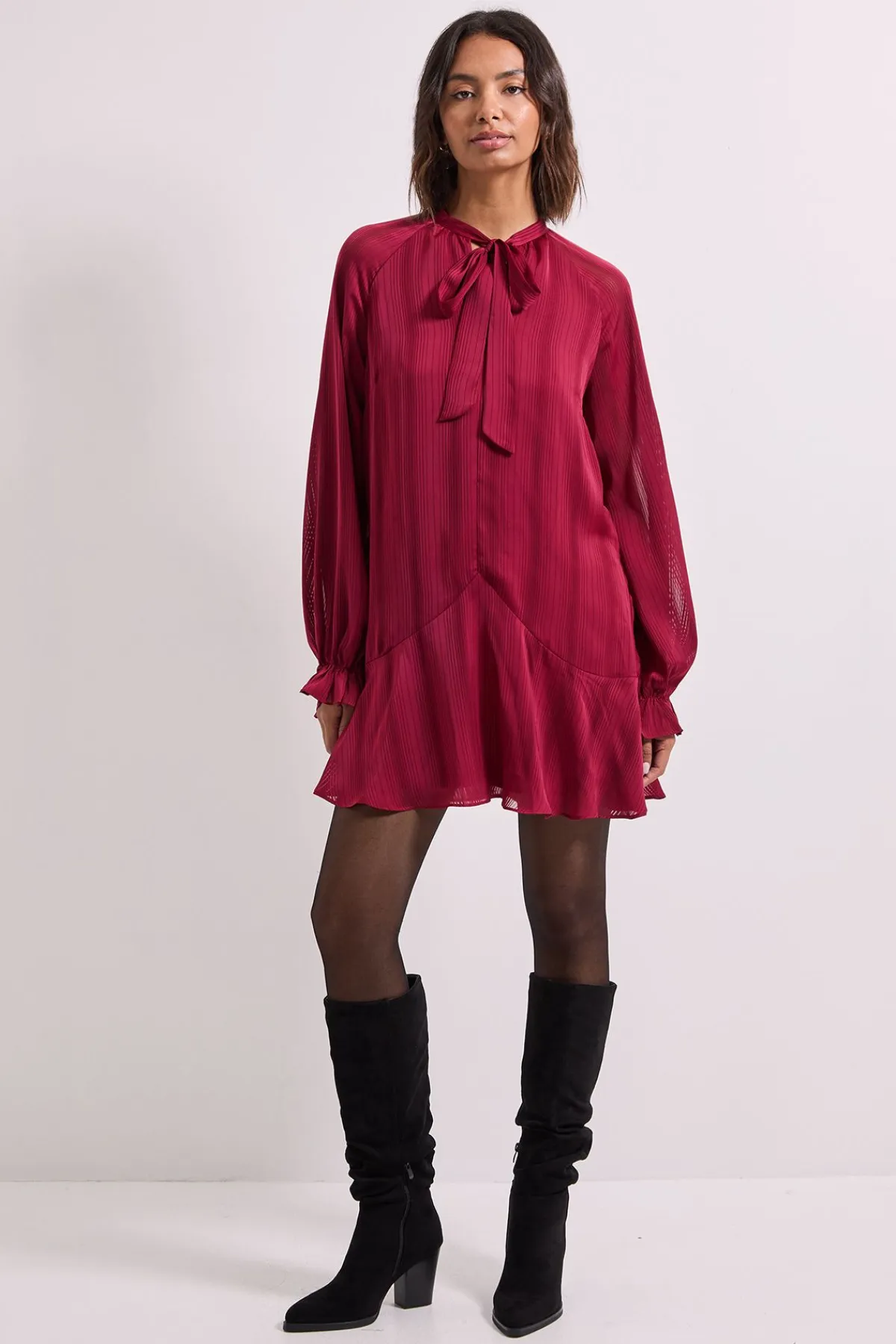 Dorothy Perkins Robe Smock Étagée en Satin Dévoré avec Col Noué<Femme Robes Mi-Longues|Satin Et Dentelle