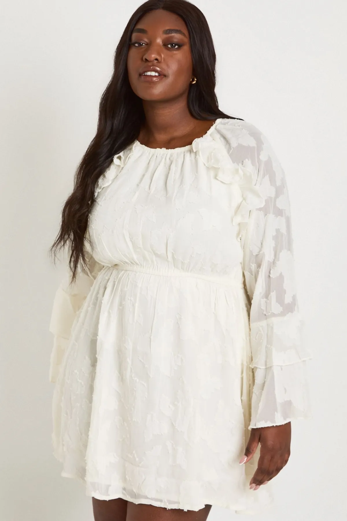 boohoo Robe Smock À Volants Et Motif Floral Dévoré Grande Taille<Femme Robes Babydoll|Robes À Manches Longues