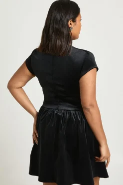 Robes Patineuses Grande Taille en Velours Col Montant