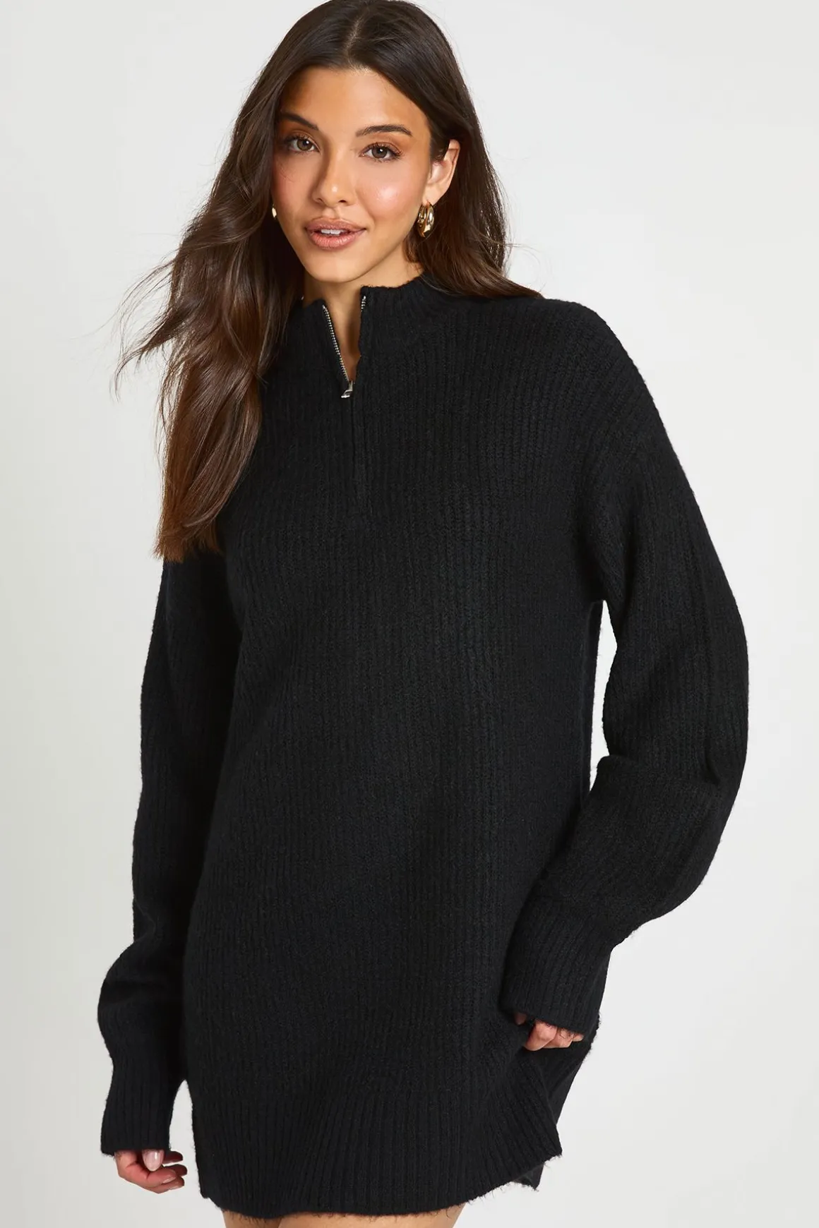Robe Synthétiquell Oversize En Maille Douce Avec Col Zippé