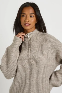 Robe Synthétiquell Tricotée Oversize Petite Taille Avec Col Zippé Et Maille Douce
